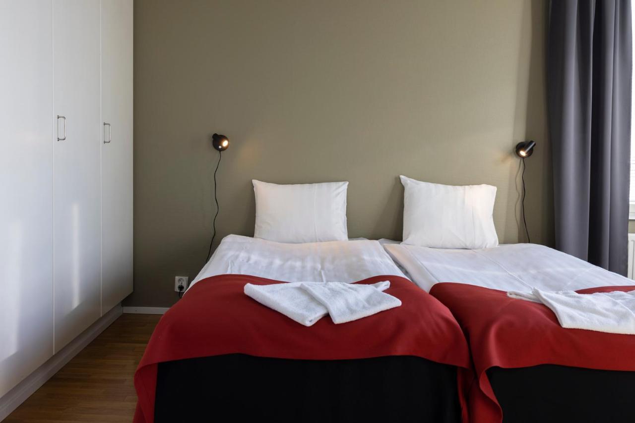 Strandnaes Hotell มารีฮามน์ ภายนอก รูปภาพ