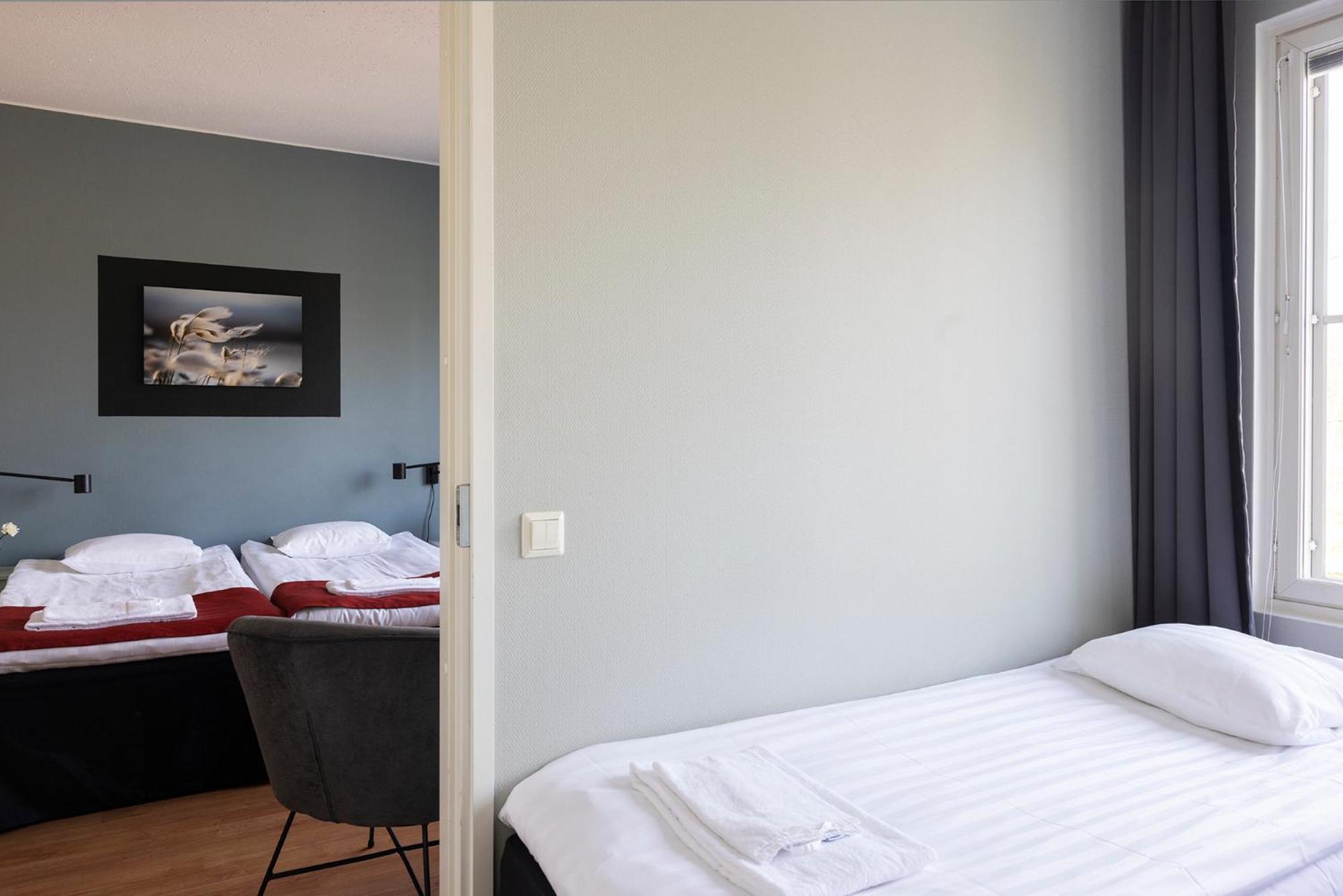Strandnaes Hotell มารีฮามน์ ภายนอก รูปภาพ