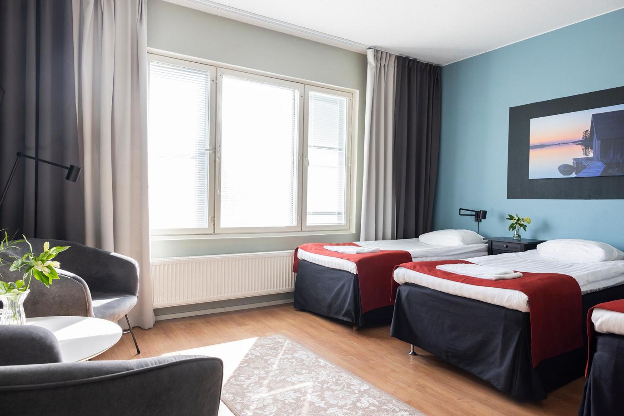 Strandnaes Hotell มารีฮามน์ ภายนอก รูปภาพ